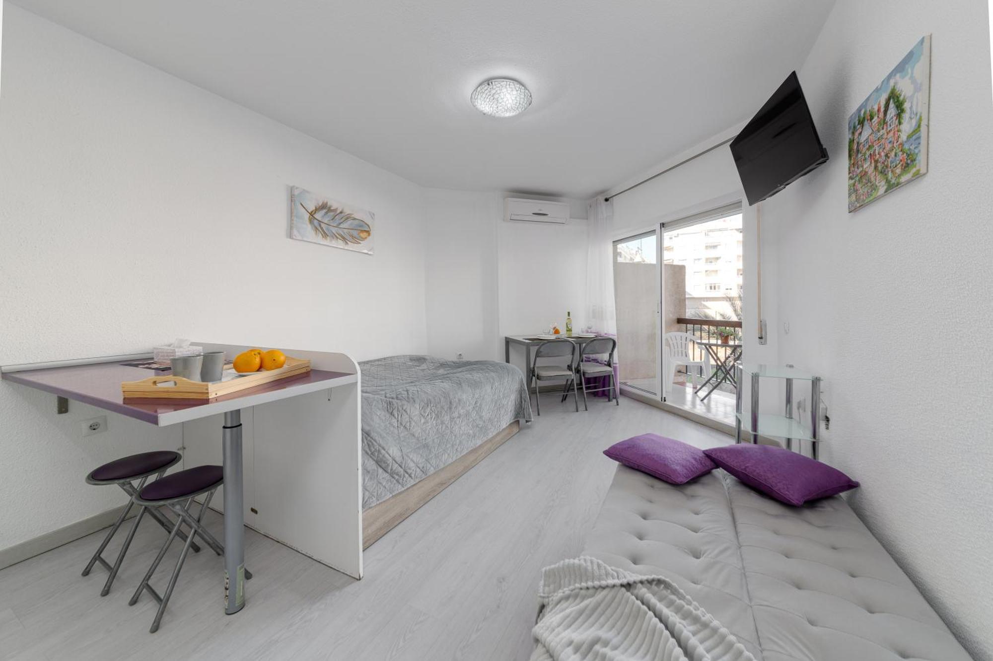 Apartment Near Beach, Playa Del Cura Торевиеха Екстериор снимка