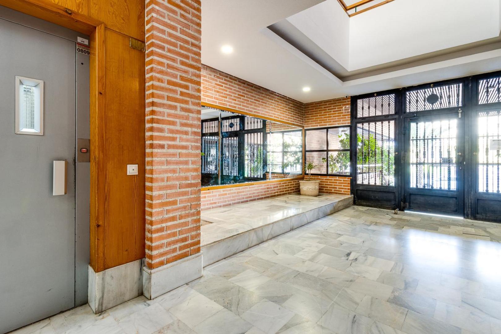 Apartment Near Beach, Playa Del Cura Торевиеха Екстериор снимка
