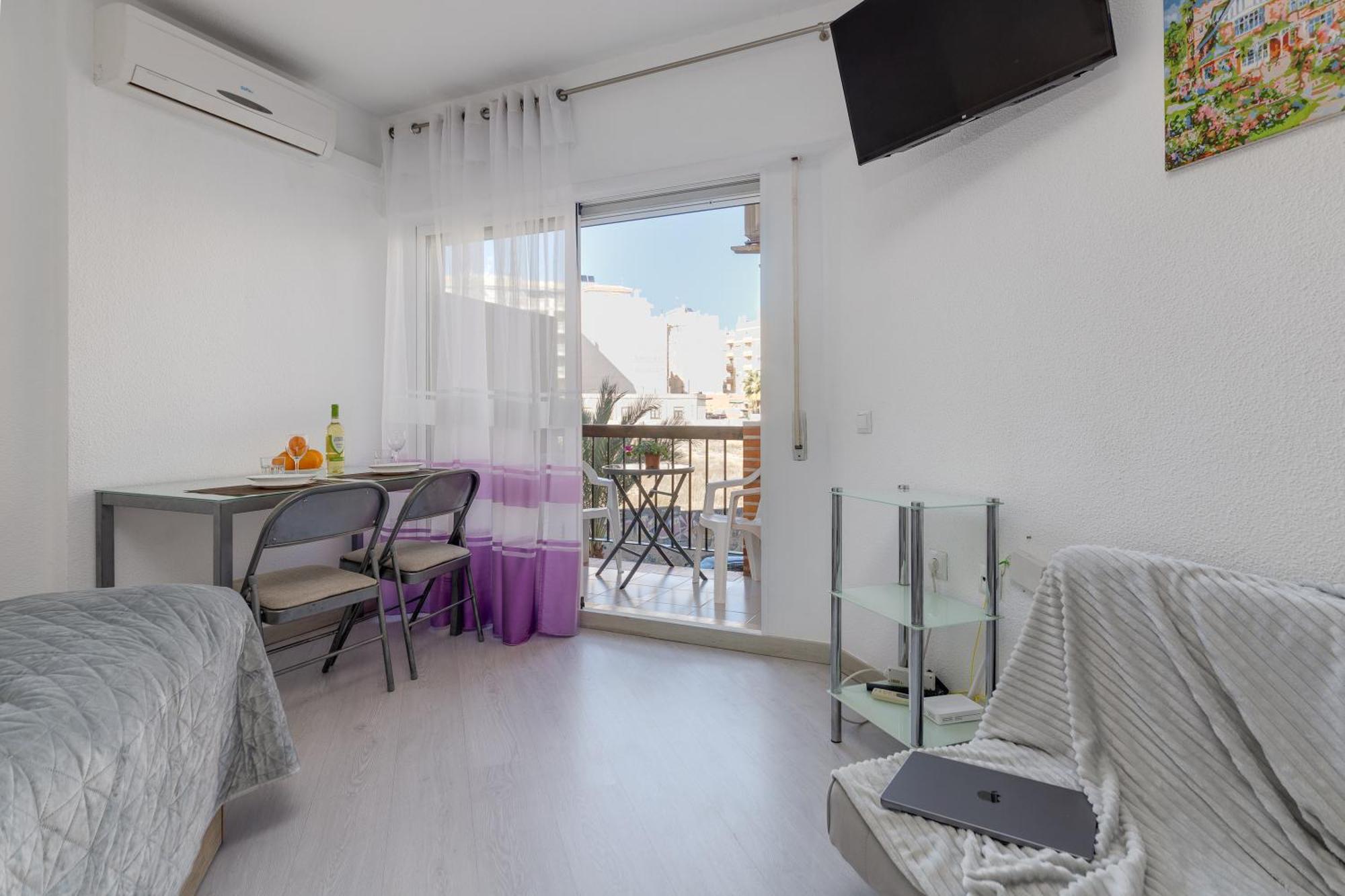 Apartment Near Beach, Playa Del Cura Торевиеха Екстериор снимка