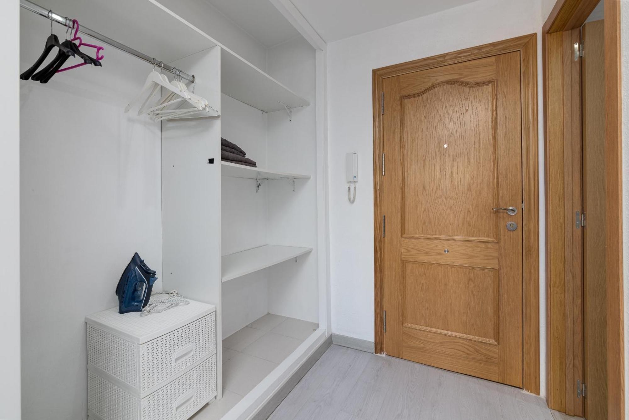 Apartment Near Beach, Playa Del Cura Торевиеха Екстериор снимка